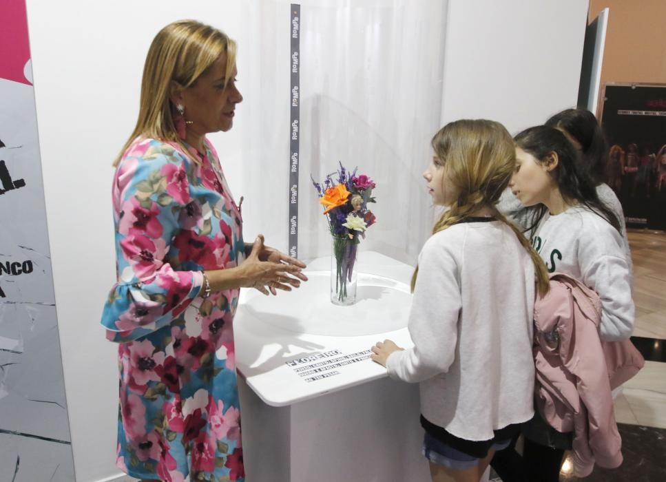 Barbie ilustra la discriminación de la mujer en la Casa das Artes