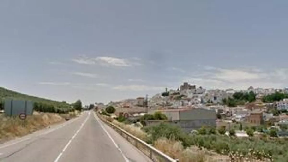 Casi 300.000 euros para las obras del firme de la N-432 entre Espejo y el límite con Jaén