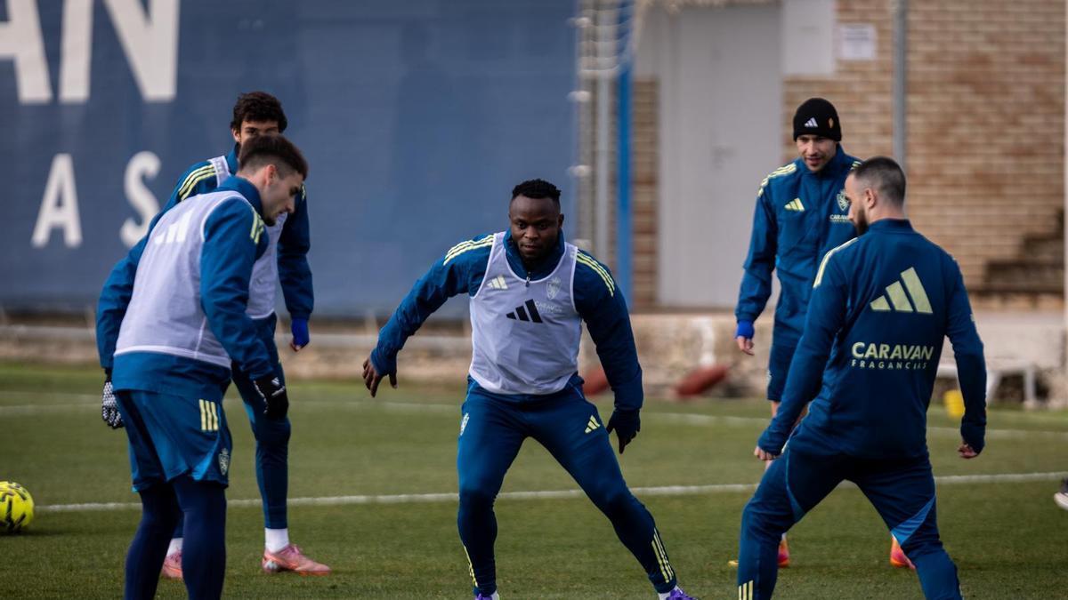 VÍDEO | Primer entrenamiento de Willy Agada con el Real Zaragoza