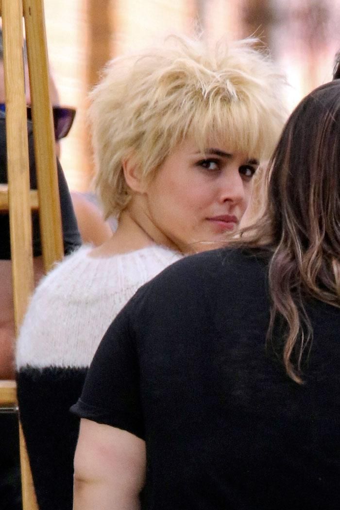 Adriana Ugarte con cambio de look
