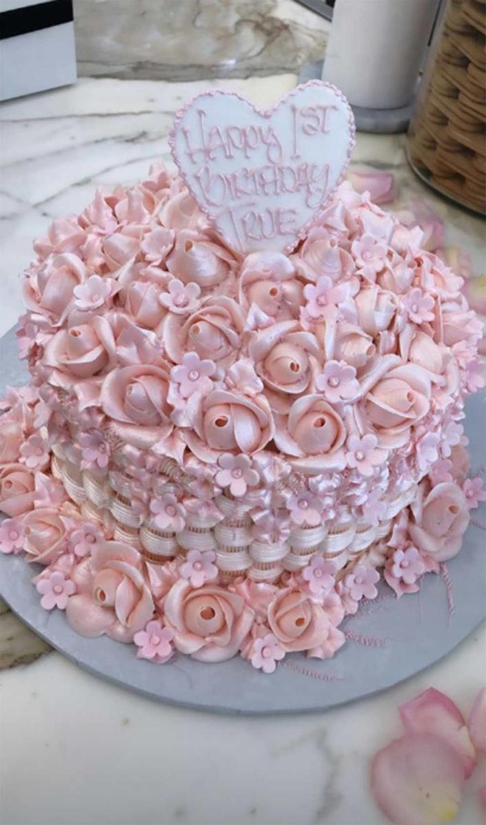 Rosa y florida va la tarta