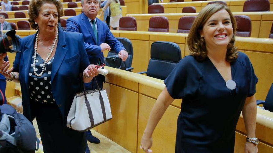 Barberá y Sáenz de Santamaría en el Senado en septiembre.