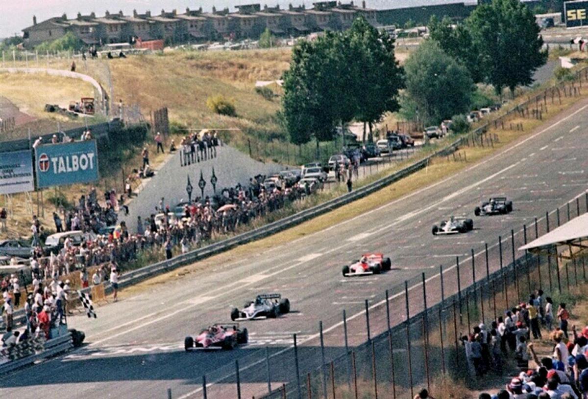 Salida del GP de España de 1981 celebrado en el circuito del Jarama (Madrid).
