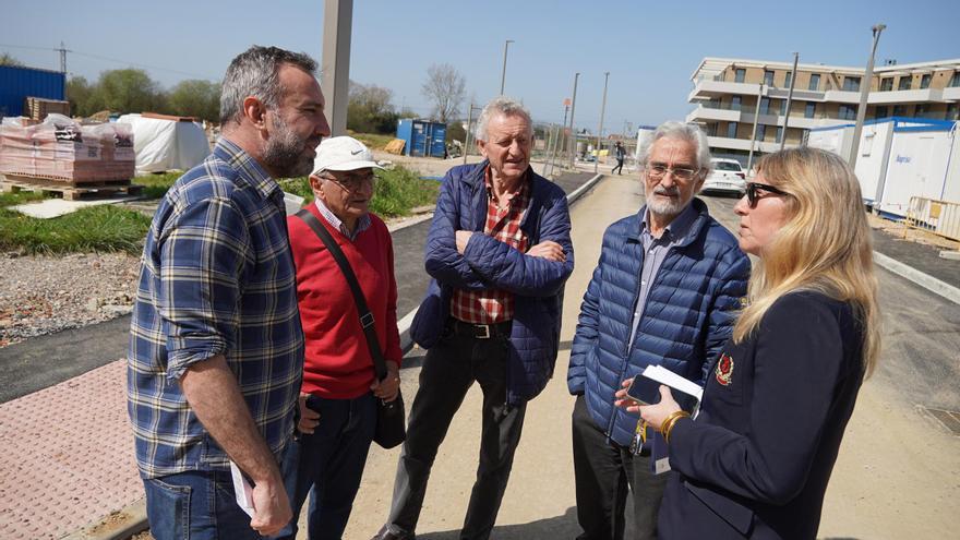 &quot;Camino de la Sextaferia&quot;, una calle en La Fresneda para homenajear a los vecinos que trabajan para erradicar el plumero de la pampa