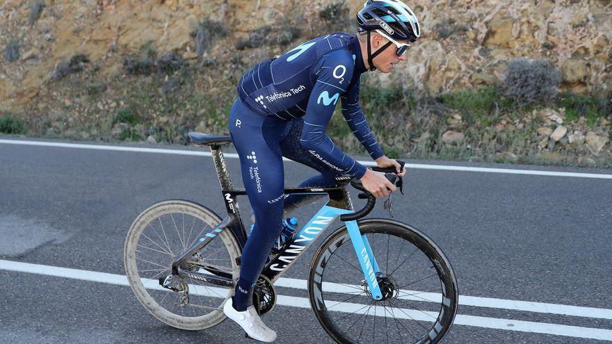 Enric Mas, en un entrenamiento en Almería.