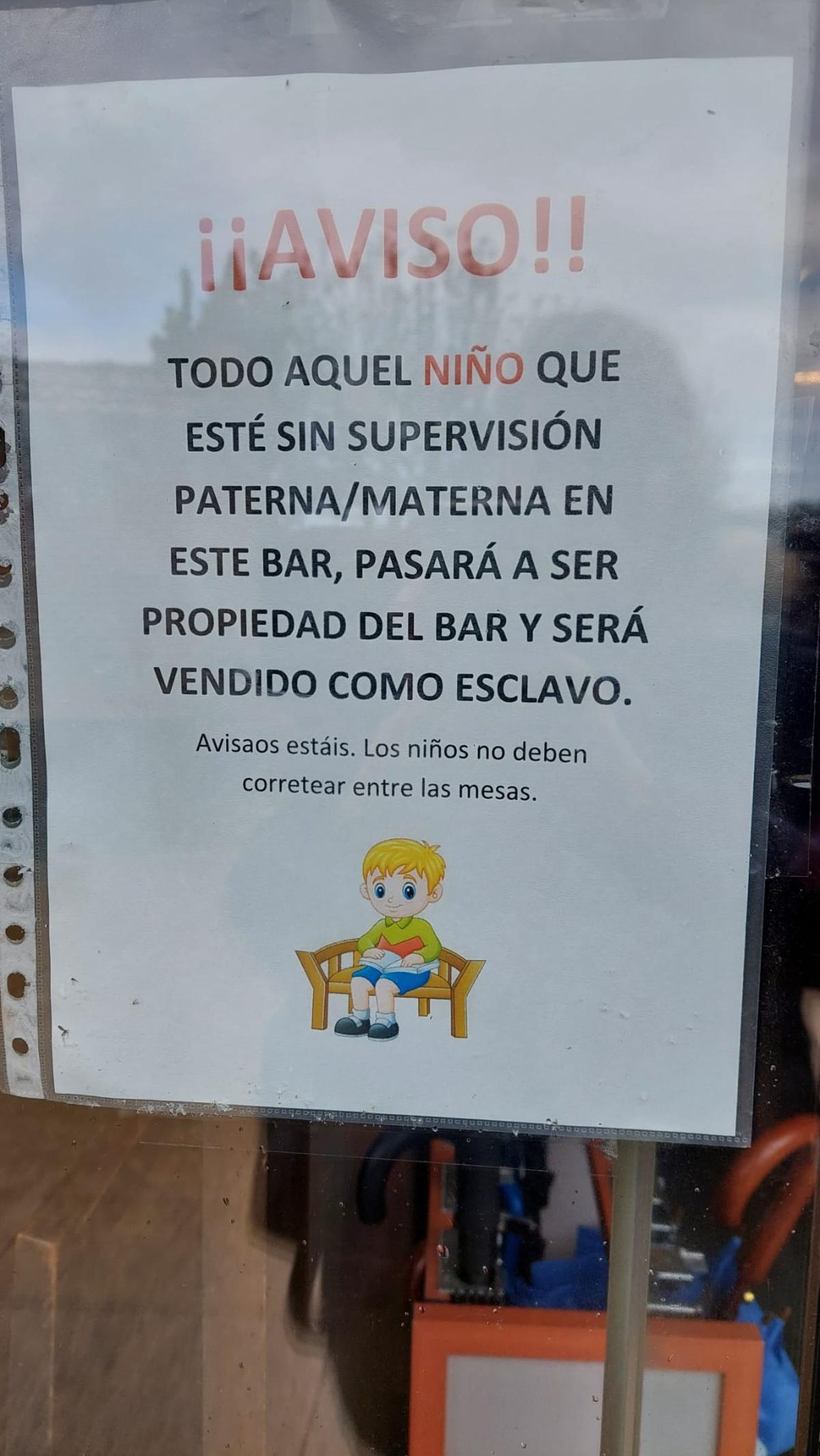 La efectiva advertencia que desata las sonrisas entre los comensales.