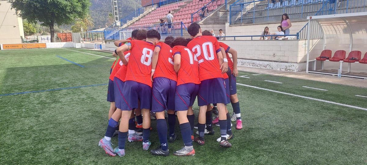 Los cadetes "rogets" se conjuran para hacerlo bien en su torneo