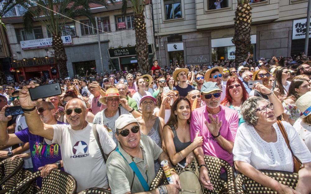 La mascletà de la pirotecnia Piromart no entrará en concurso al no llegar al tiempo mínimo exigido. Disparo correcto, sin alardes, en su debut en la Península