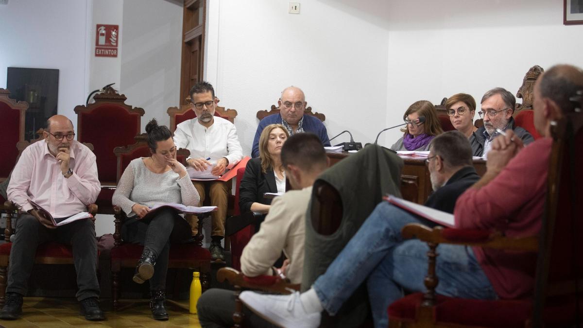 Los concejales de l’Alcúdia en un pleno, en una imagen de archivo.