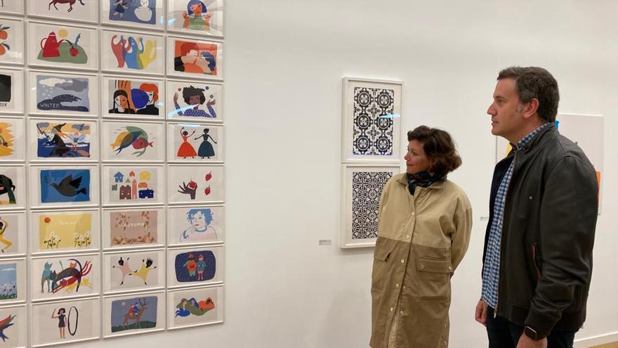 El concejal de Cultura, Gonzalo Asenjo, y la artista Alicia Guirao, en la nueva sala.