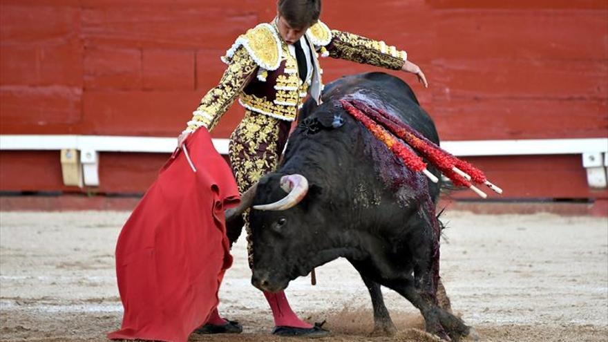 El Juli, Talavante y Lorenzo salen a hombros