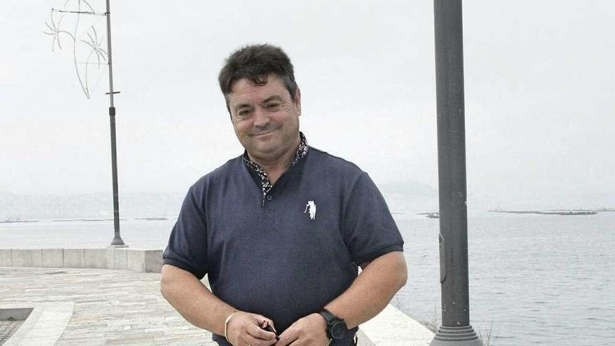 Jaime Alonso ayer en Samertolaméu, en las inmediaciones del puerto de Meira. // Santos Álvarez