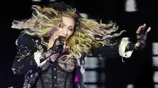 Madonna pone a bailar a 1,5 millones de fans en la playa de Copacabana