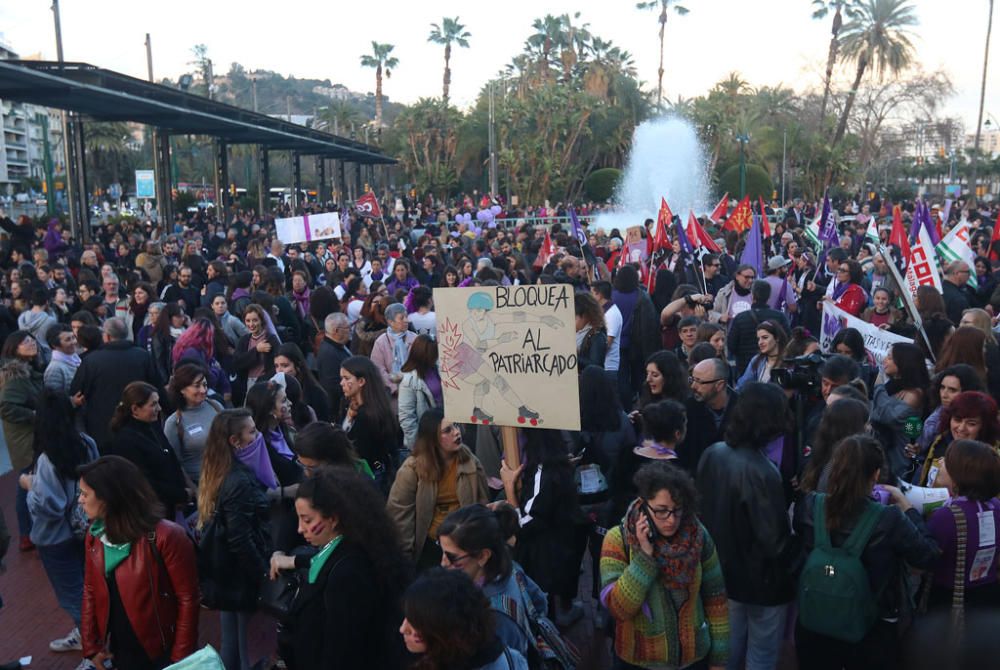 Miles de manifestantes colapsan el centro de Málaga en una marcha que comenzaba con polémica con Francisco de la Torre