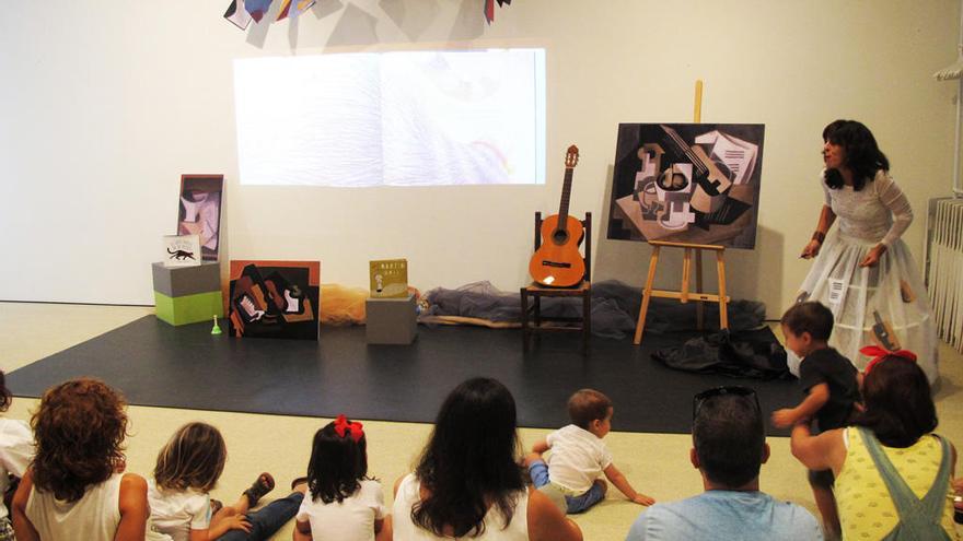 Un taller infantil sobre el cubismo celebrado en el Museo Thyssen.