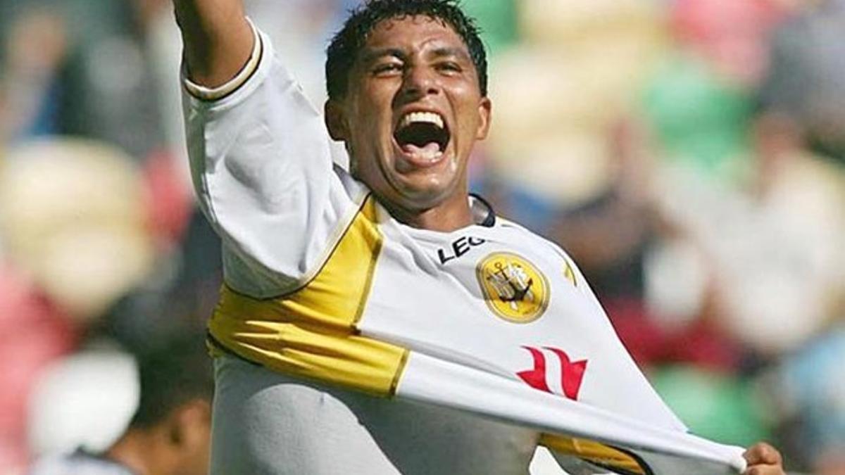 Jardel, celebrando un gol con el Beira Mar en 2006