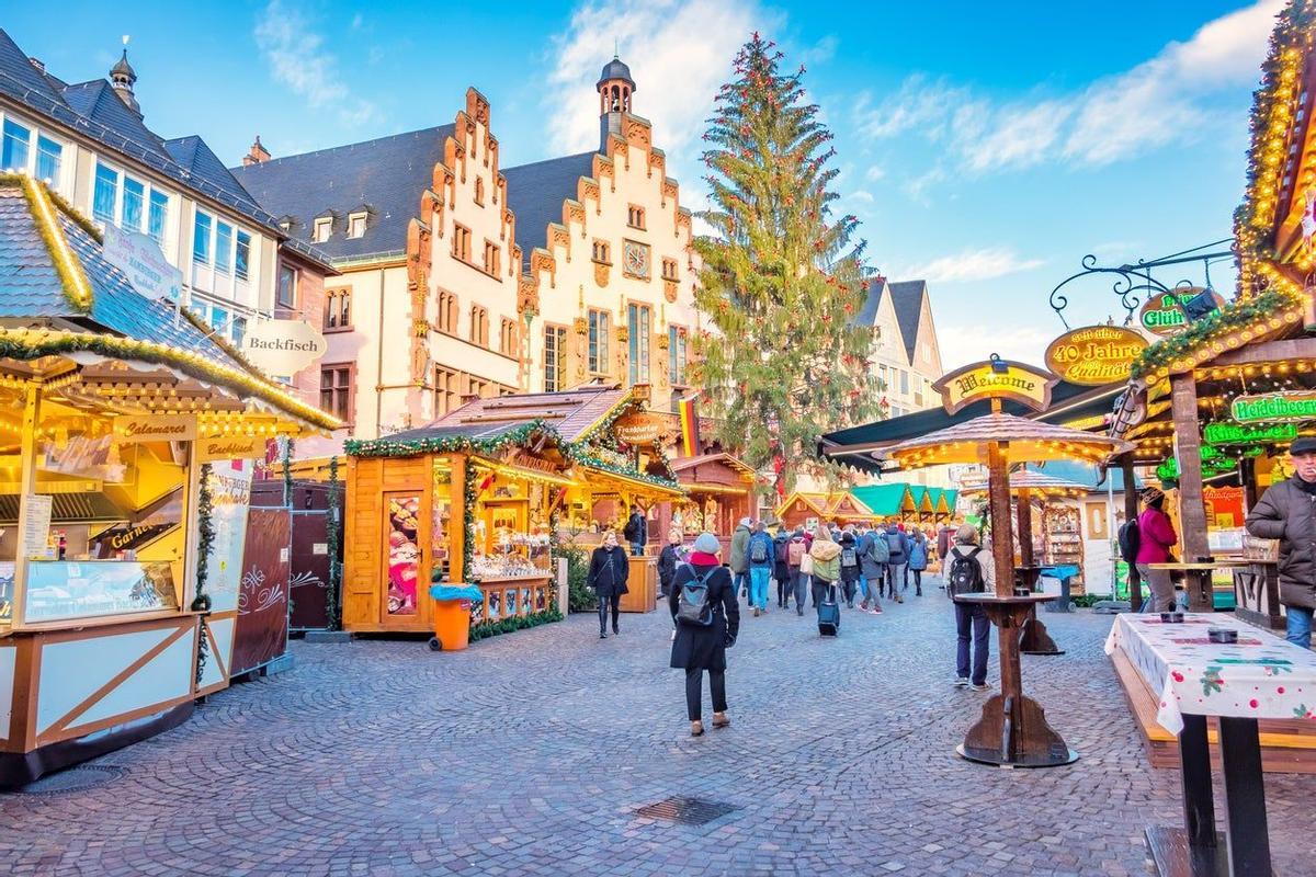 Frankfurt, Alemania, arbol navidad