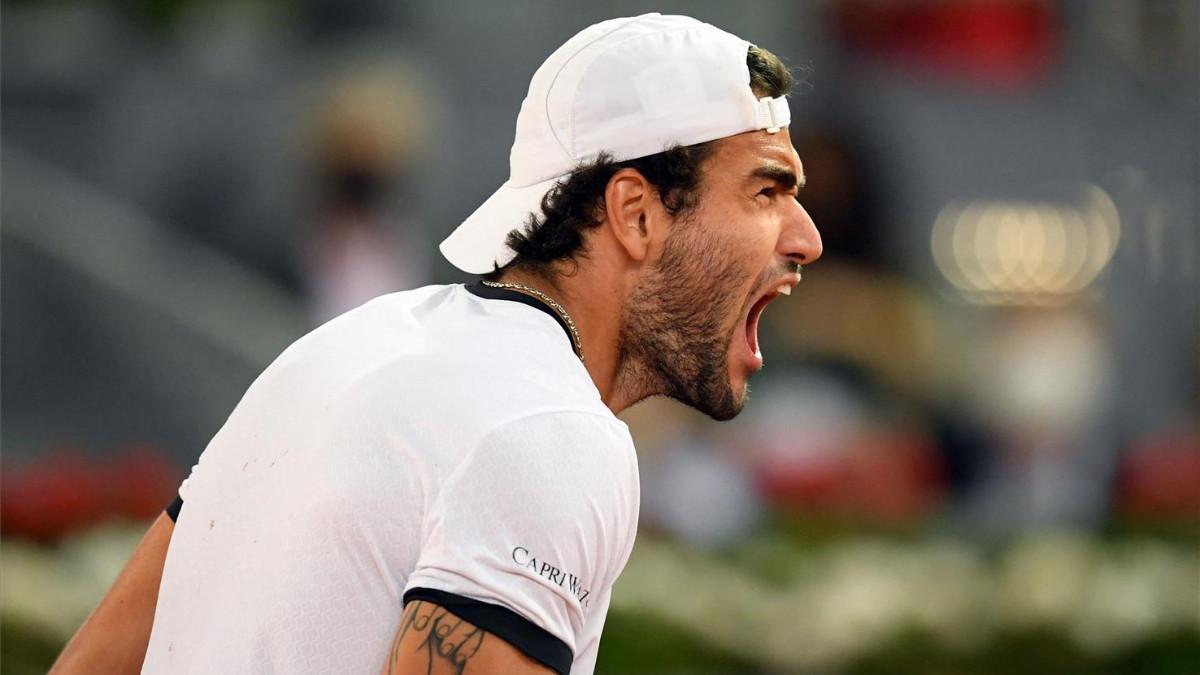 Berrettini celebra su victoria ante Casper Ruud