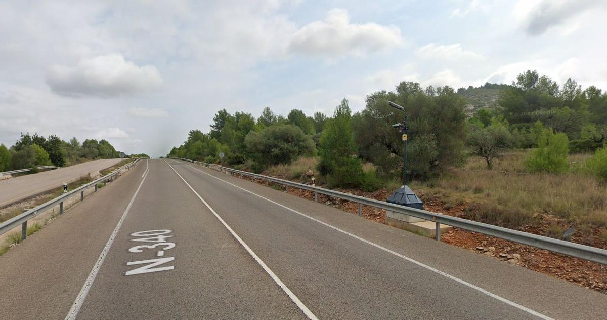 Radar de tramo situado en el kilómetro 1.035 de la N-340.