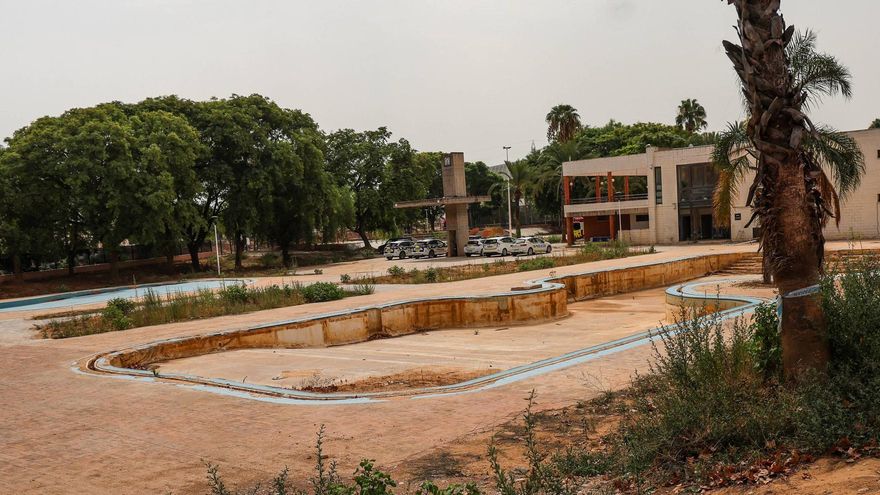 Infraestructuras congeladas en el barro diez meses después de la dana