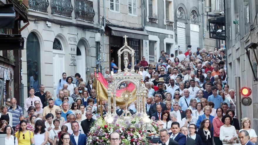 Vigo celebra su Corpus Christi con eucaristía y procesión