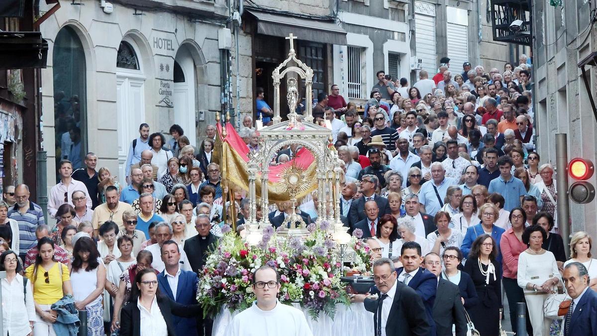 La Concatedral acogió la eucaristía del Corpus Christi oficiada por el ...