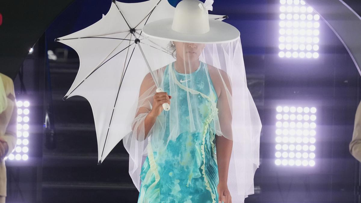 Lección de estilo de Naomi Osaka en el Abierto de Australia