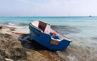 Interceptados en una playa de Formentera diez migrantes llegados en patera