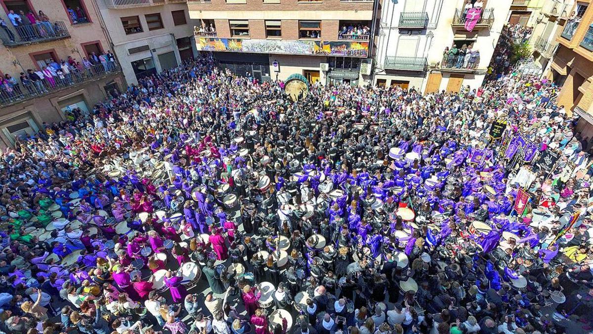 Celebraciones como la Rompida de la Hora y espacios como el Museo de la Cerámica constituyen auténticos emblemas de la localidad.