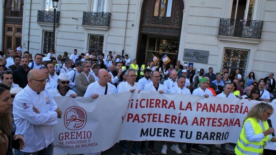 &quot;Ya es imposible hacer pan tradicional&quot;