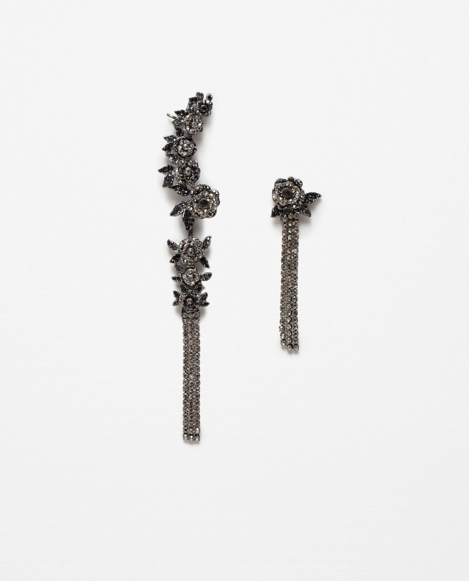 Single earring brillantes de Zara