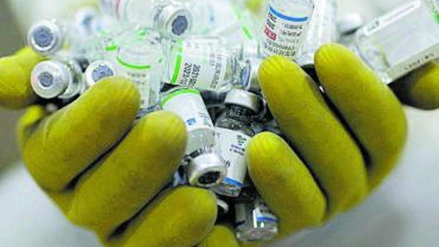 Los tres titanes de las vacunas del COVID, a la gresca: Moderna demanda a Pfizer y BioNTech