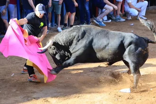 Galería de fotos de la última tarde de toros de las fiestas de Santa Quitèria en Almassora