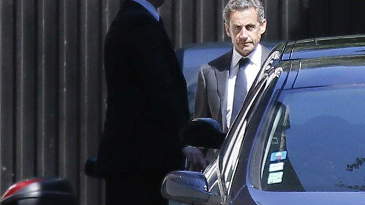 Nicolas Sarkozy sale de su casa, el pasado 2 de julio en París.