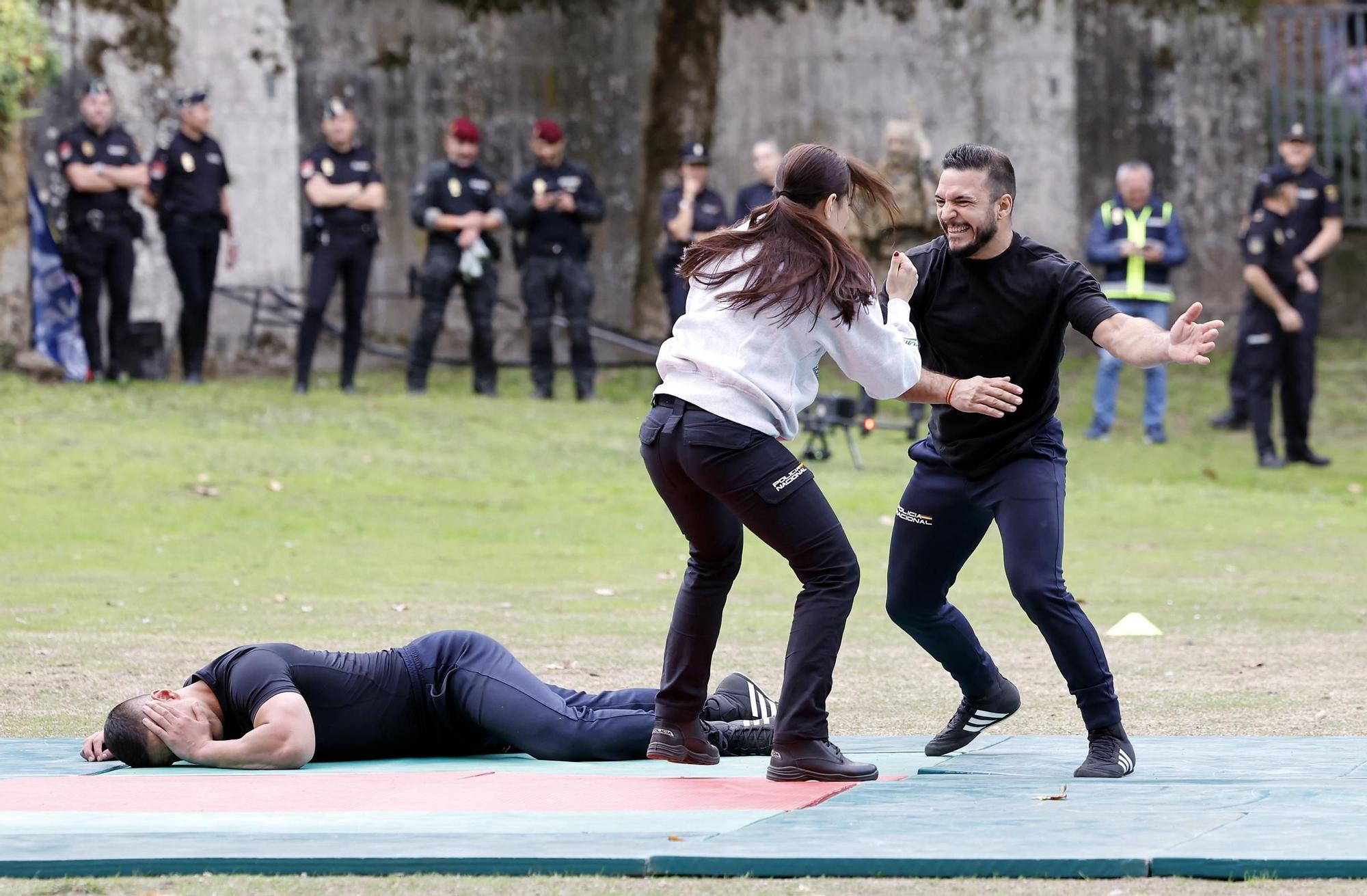 Exhibición de la Policía Nacional en el auditorio de Castrelos en Vigo