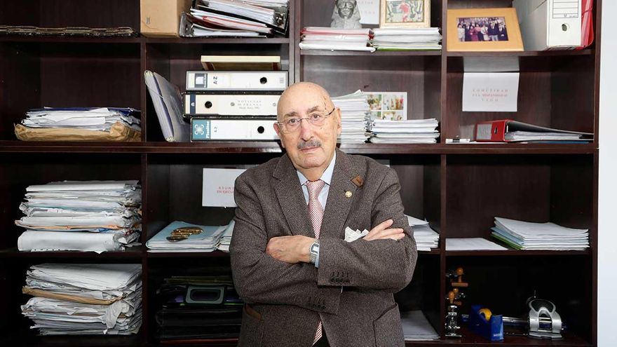 Muere a los 88 años Gerardo Acosta, el abogado en activo más veterano de Vigo
