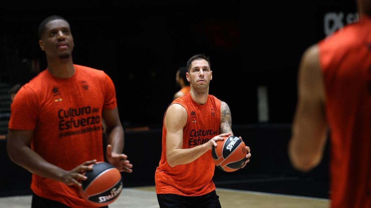 Último entrenamiento del Valencia Basket previo al partido de Euroliga frente al Maccabi de Tel Aviv