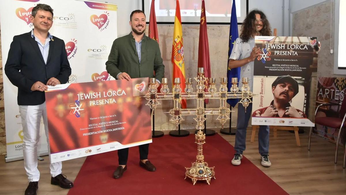 Luis Torres, Francisco Morales y Miguel Tébar, durante la presentación del festival.  | L.O.