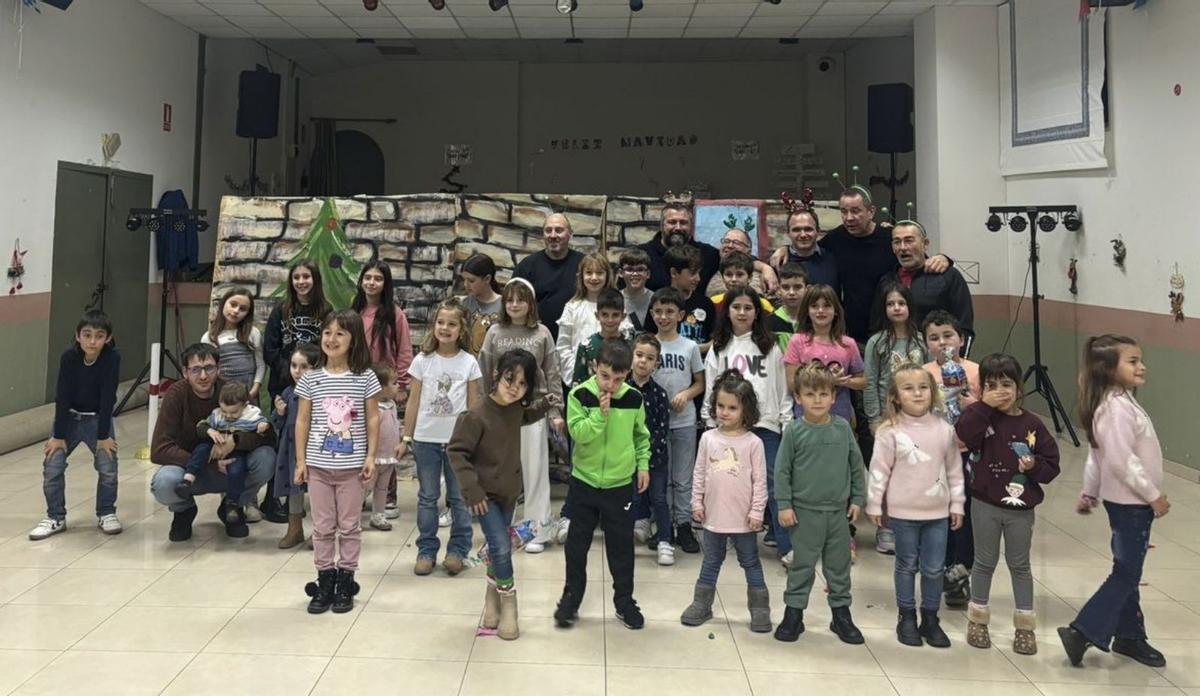 Los más pequeños disfrutaron de la Tronca Navideña.