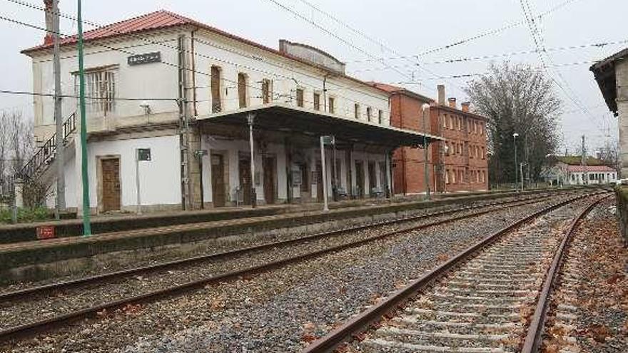 Estación de tren de Ribadavia. // Iñaki Osorio