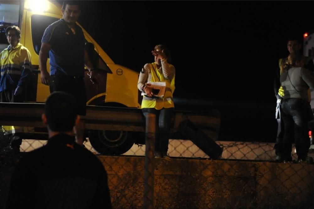 Un tráiler se estrella contra una casa en Librilla