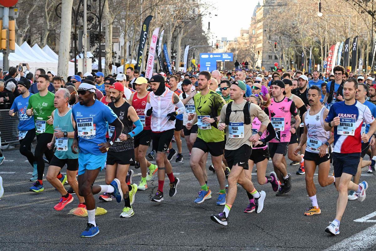 ¿Has participado en la Marató de Barcelona 2024? ¡Búscate en las fotos¡