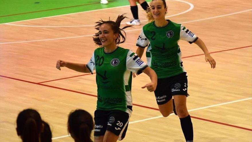 El Cefo se adjudica el histórico primer derbi extremeño en la 2ª femenina