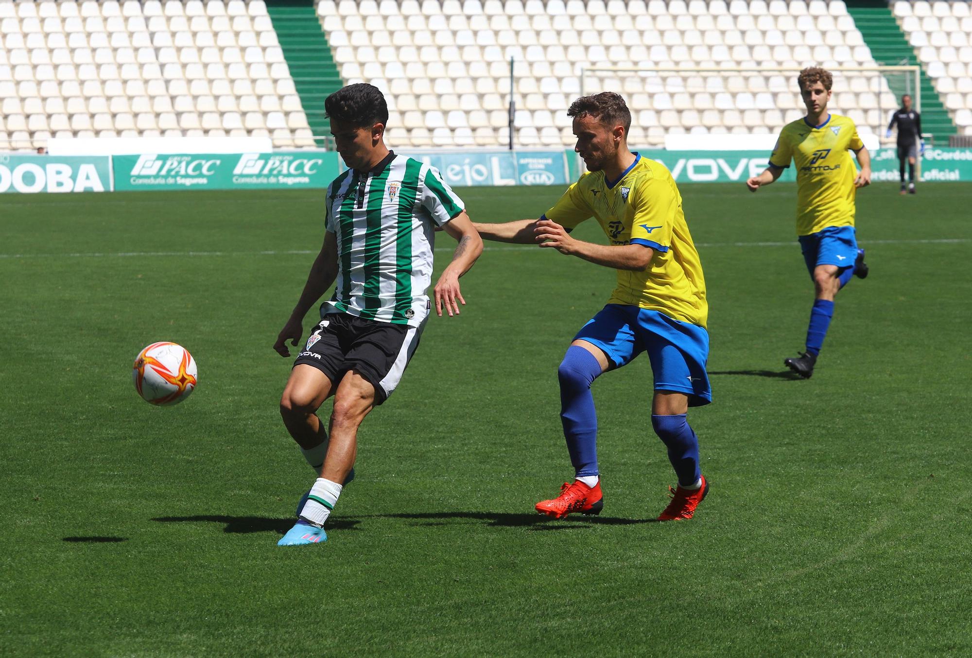 Las imágenes del Córdoba B-Tomares