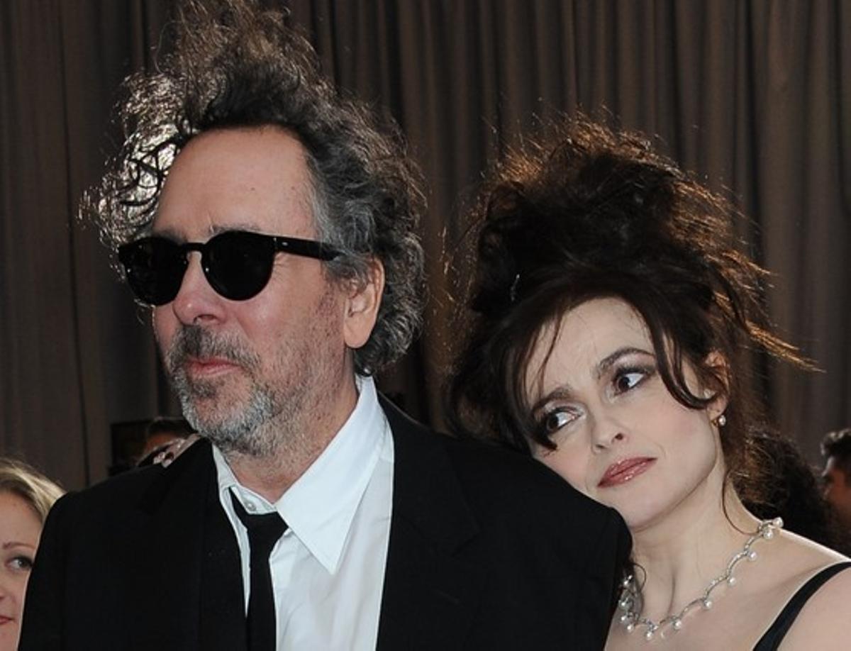 Tim Burton i Helena Bonham Carter arriben a la cerimònia dels Oscars, a Hollywood, el 24 de febrer del 2013.