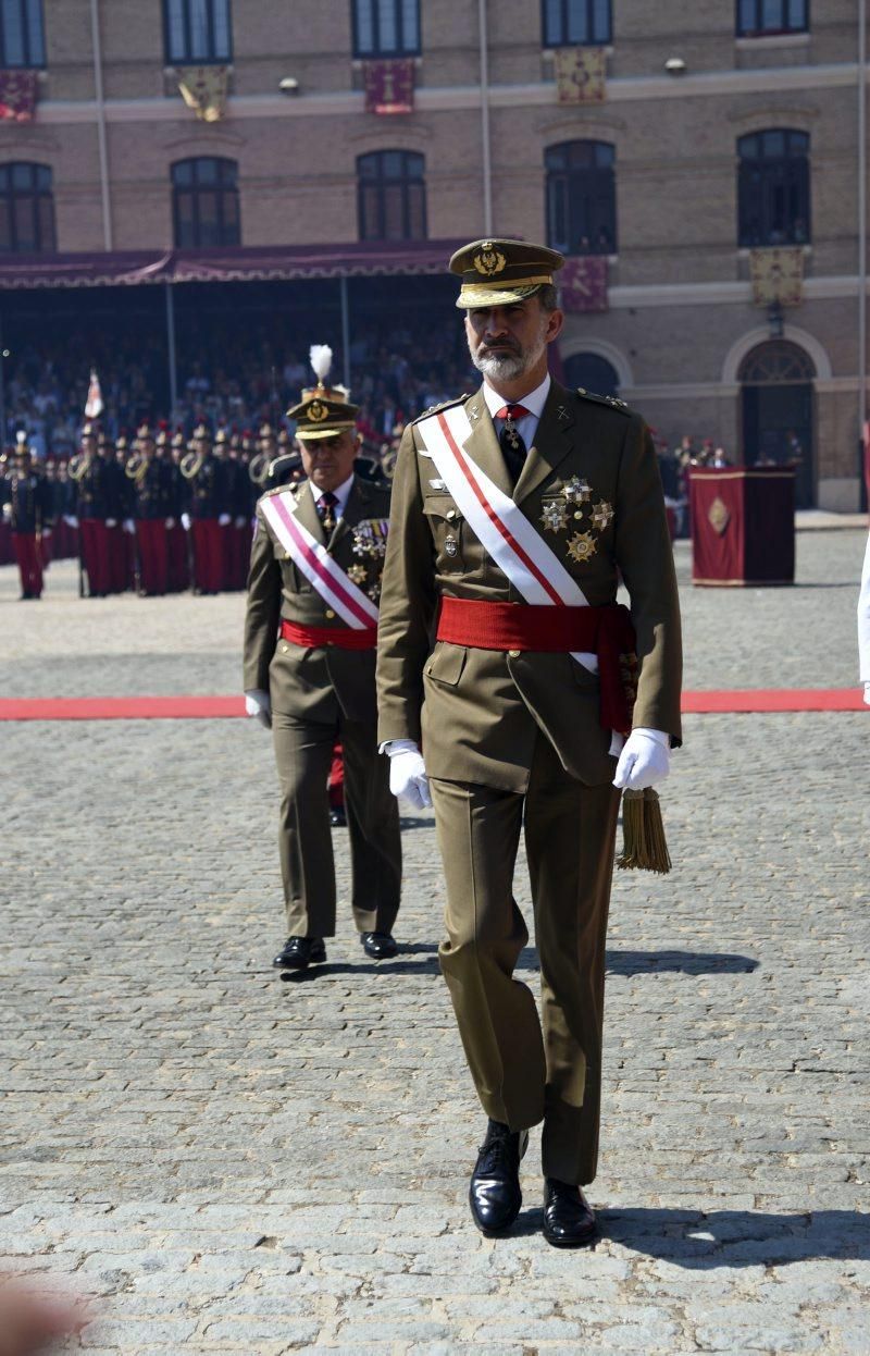 Visita de Felipe VI a la Academia General Militar de Zaragoza