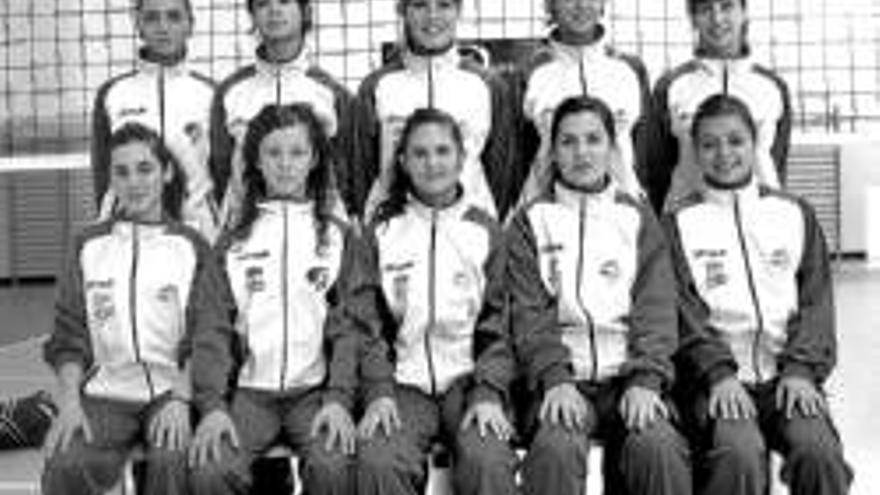 Equipo juvenil del Extremadura Arroyo de voleibol