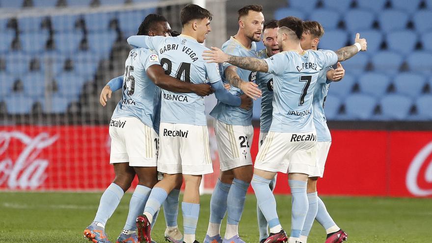 El Celta golea al Rayo y se aleja del descenso