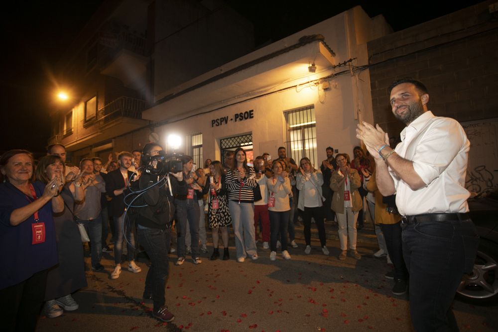 El PSPV-PSOE de Sagunt celebra en su sede una victoria histórica