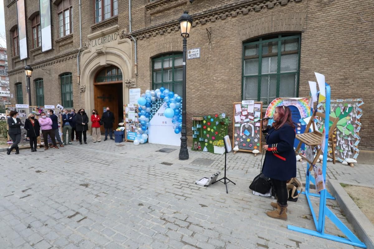 La Caridad sale a la calle Moret para trasmitir un mensaje a todos los zaragozanos